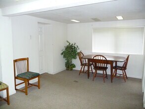 7315 151st Ave NE, Unit 1 Room in Redmond, WA - Foto de edificio - Building Photo