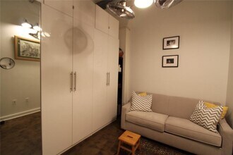 172 Haynes St SW in Atlanta, GA - Foto de edificio - Building Photo