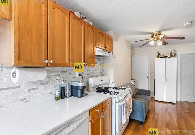 property at 34 Sheafe St