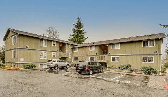 property at 717 Hawthorne St