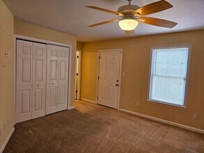 135 S Comanche Cluster in Virginia Beach, VA - Foto de edificio - Building Photo