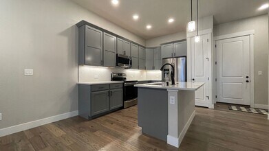 6249 Vernazza Way in Windsor, CO - Building Photo - Building Photo
