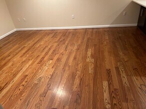 186 Broadway, Unit 502 in Bayonne, NJ - Foto de edificio - Building Photo