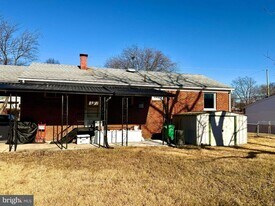 6525 Kenova St in District Heights, MD - Building Photo