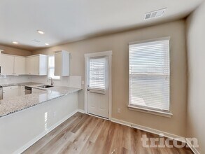 3025 Commonwealth Dr in Spring Hill, TN - Building Photo - Building Photo