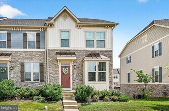 5845 Pecking Stone St in New Market, MD - Building Photo - Building Photo