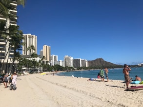 2509 Ala Wai Blvd in Honolulu, HI - Foto de edificio - Building Photo