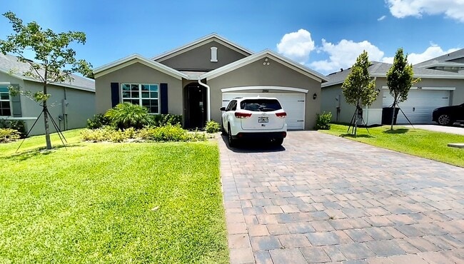 property at 2951 NE Breezeway Cir