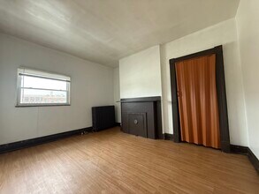 242 Ophelia St in Pittsburgh, PA - Building Photo - Building Photo