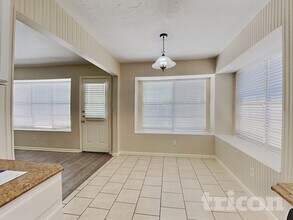 23110 Newgate Dr, Unit 0520 in Spring, TX - Building Photo - Building Photo