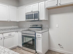 1218 N 7th St in Wolfforth, TX - Building Photo - Building Photo