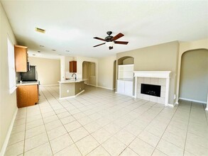 3019 Willow Fork Dr in Katy, TX - Building Photo - Building Photo