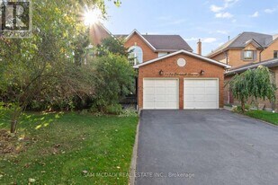 5436 Edencroft Crescent in Mississauga, ON - Building Photo