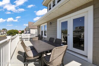110 11th Ave in Belmar, NJ - Building Photo - Building Photo