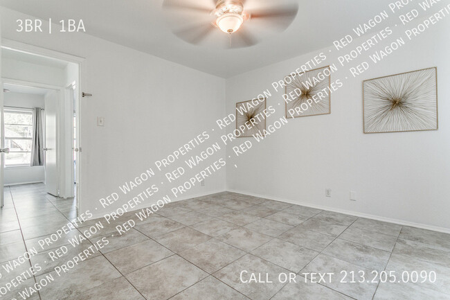 816 Hickory Hill Dr in San Antonio, TX - Building Photo - Building Photo