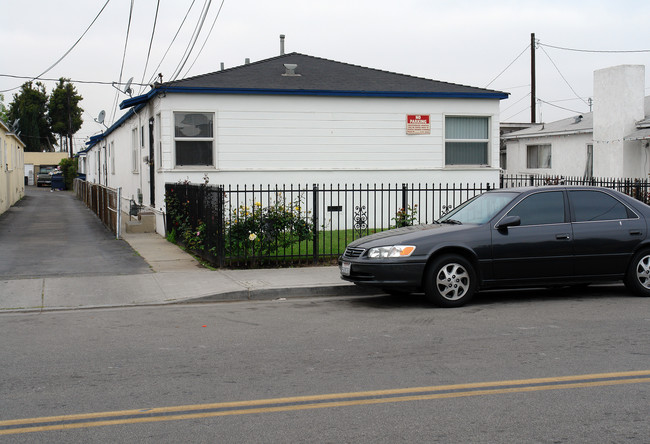 10835 Firmona Ave in Inglewood, CA - Building Photo - Building Photo