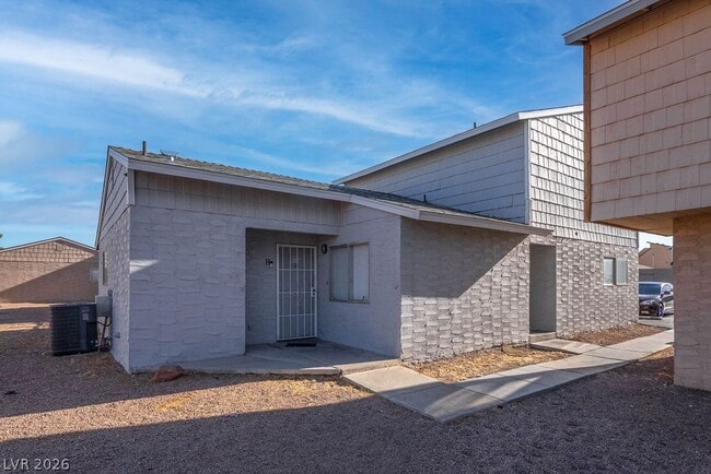 property at 5198 Greene Ln