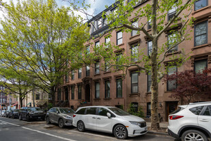 185 Berkeley Pl in Brooklyn, NY - Foto de edificio - Building Photo