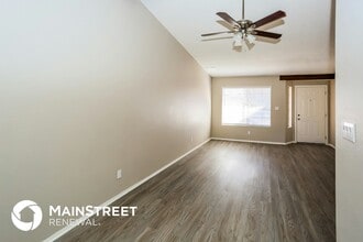 14610 N 40th Pl in Phoenix, AZ - Building Photo - Building Photo