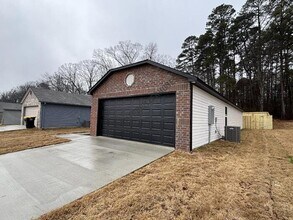 250 Sarah Alyse Ln in Cabot, AR - Building Photo - Building Photo