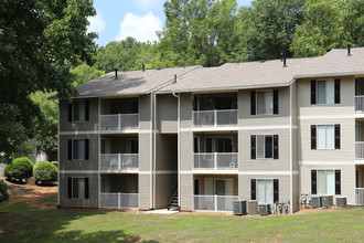 555 Mansell in Roswell, GA - Foto de edificio - Building Photo