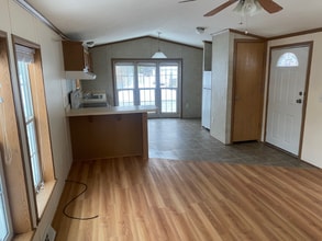 7 Boulder Dr in Milford, ME - Building Photo - Building Photo
