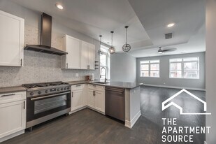 3255 N Elston Ave, Unit 2 in Chicago, IL - Building Photo