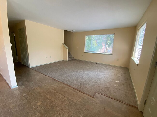 5011 N Syracuse St in Portland, OR - Building Photo - Building Photo