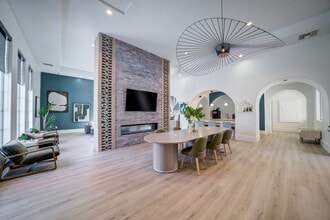 The Alcove in Las Vegas, NV - Foto de edificio - Building Photo