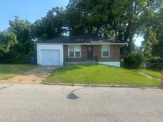 property at 6737 Kenwood Dr