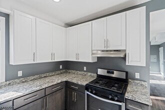 388 S 11th St in Newark, NJ - Building Photo - Building Photo