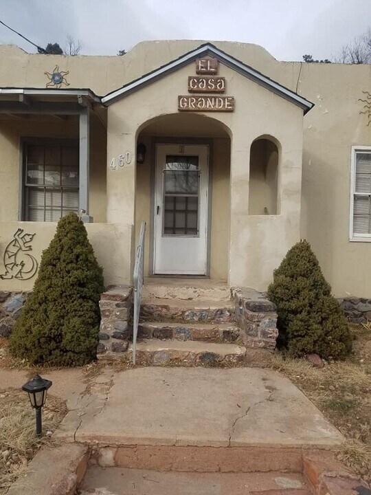 460 El Paso Blvd in Manitou Springs, CO - Building Photo