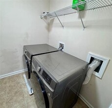 1530 Winshire Cove in Alpharetta, GA - Foto de edificio - Building Photo