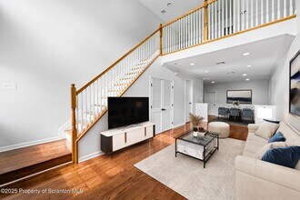 609 Edith St in Old Forge, PA - Building Photo - Building Photo