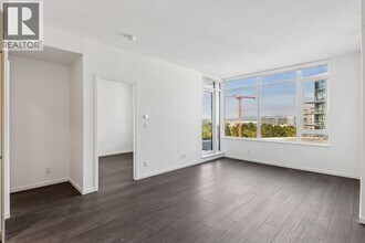 6500 Minoru Blvd in Richmond, BC - Building Photo - Building Photo