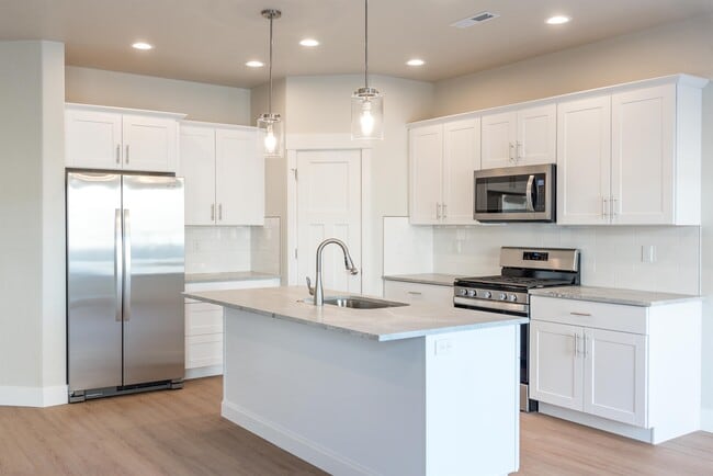 property at 303 N Pennsylvania Ave