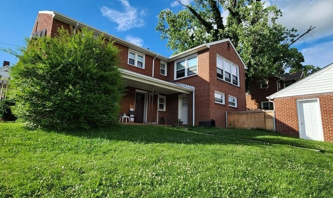 property at 356 College St