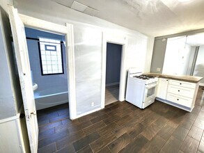 2525 N Weil St in Milwaukee, WI - Building Photo - Building Photo