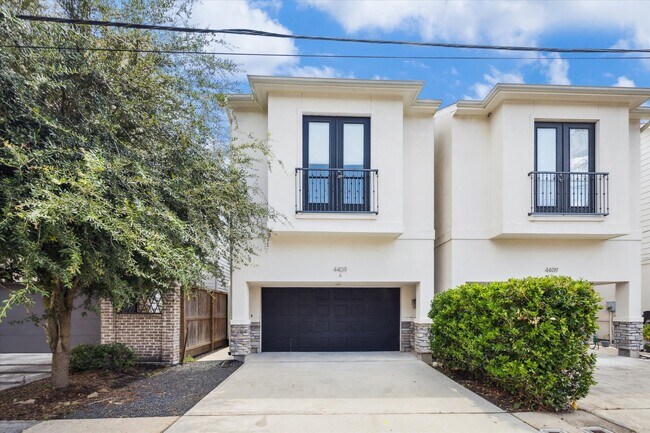 4409 Schuler St in Houston, TX - Building Photo - Building Photo