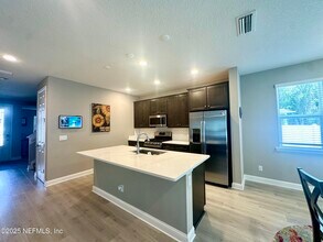 85 Darby Ct in Jacksonville, FL - Building Photo - Building Photo