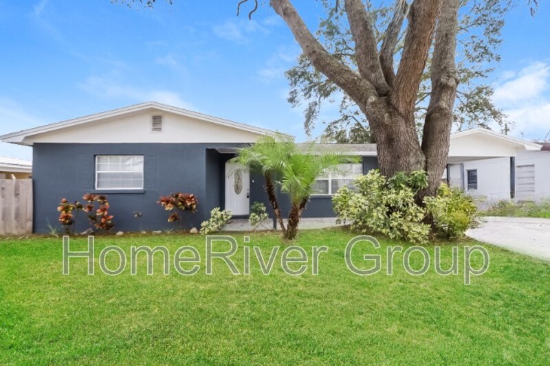 2423 E Civitan Ave in Lakeland, FL - Building Photo
