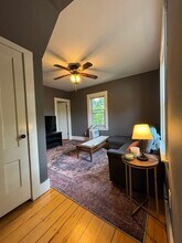 47 1/2 Jamaica St, Unit 2 in Boston, MA - Building Photo - Building Photo
