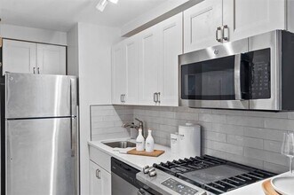 98 Bright St in Jersey City, NJ - Building Photo - Building Photo