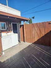 625 National City Blvd, Unit B in National City, CA - Foto de edificio - Building Photo