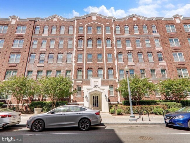 property at 1451 Park Rd NW