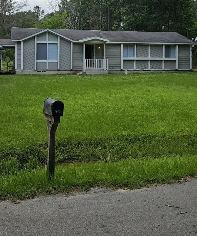 property at 1610 Birdsong Rd