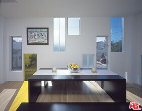 116 Pacific Ave in Los Angeles, CA - Building Photo - Building Photo