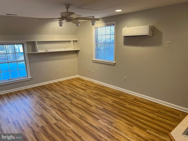 593 A St in Pasadena, MD - Building Photo - Building Photo