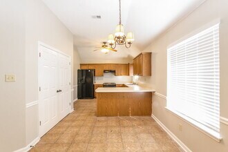 40 Spring Valley Dr in Oakland, TN - Building Photo - Building Photo