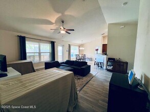 441 San Luis St SW in Palm Bay, FL - Building Photo - Building Photo